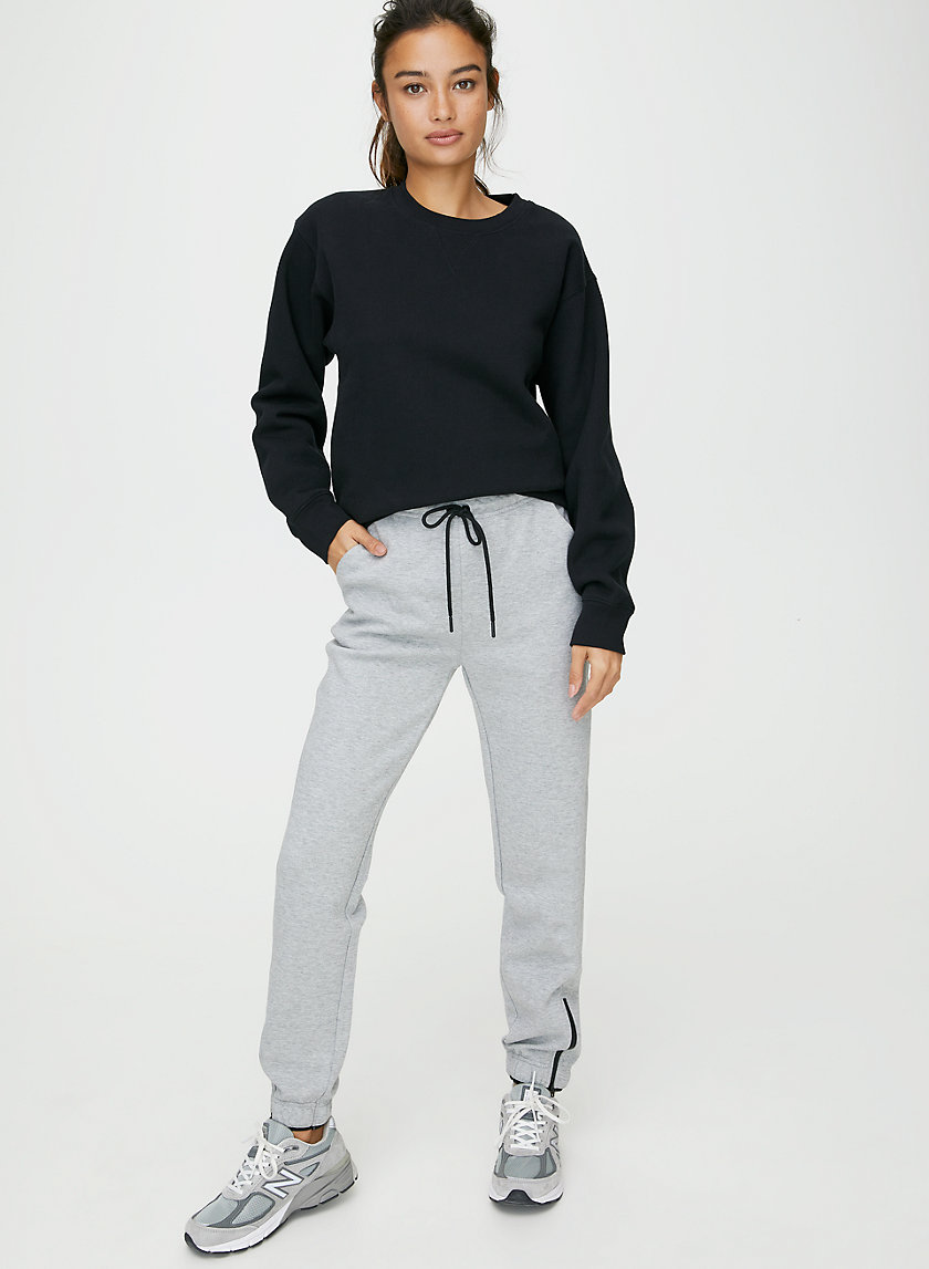 THE PERFECT CREW - Classic crewneck sweatshirt THE PERFECT CREW - Classic crewneck sweatshirt