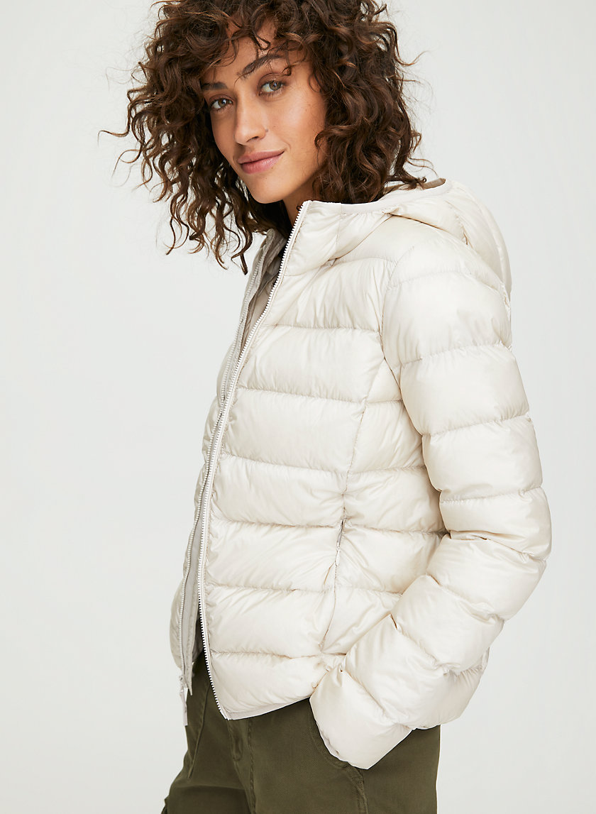 Tna THE LITTLE PUFF | Aritzia US