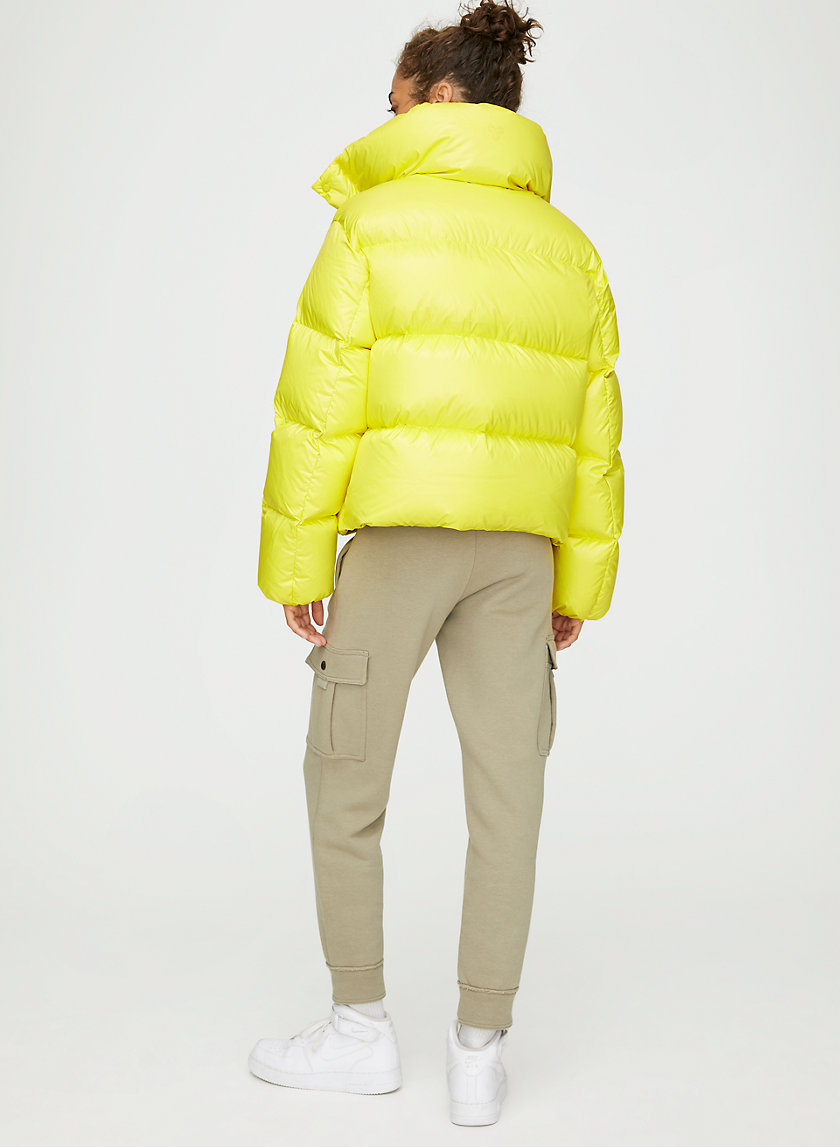 THE MEGA PUFF SHORTY - Cropped goose-down puffer jacket THE MEGA PUFF SHORTY - Cropped goose-down puffer jacket
