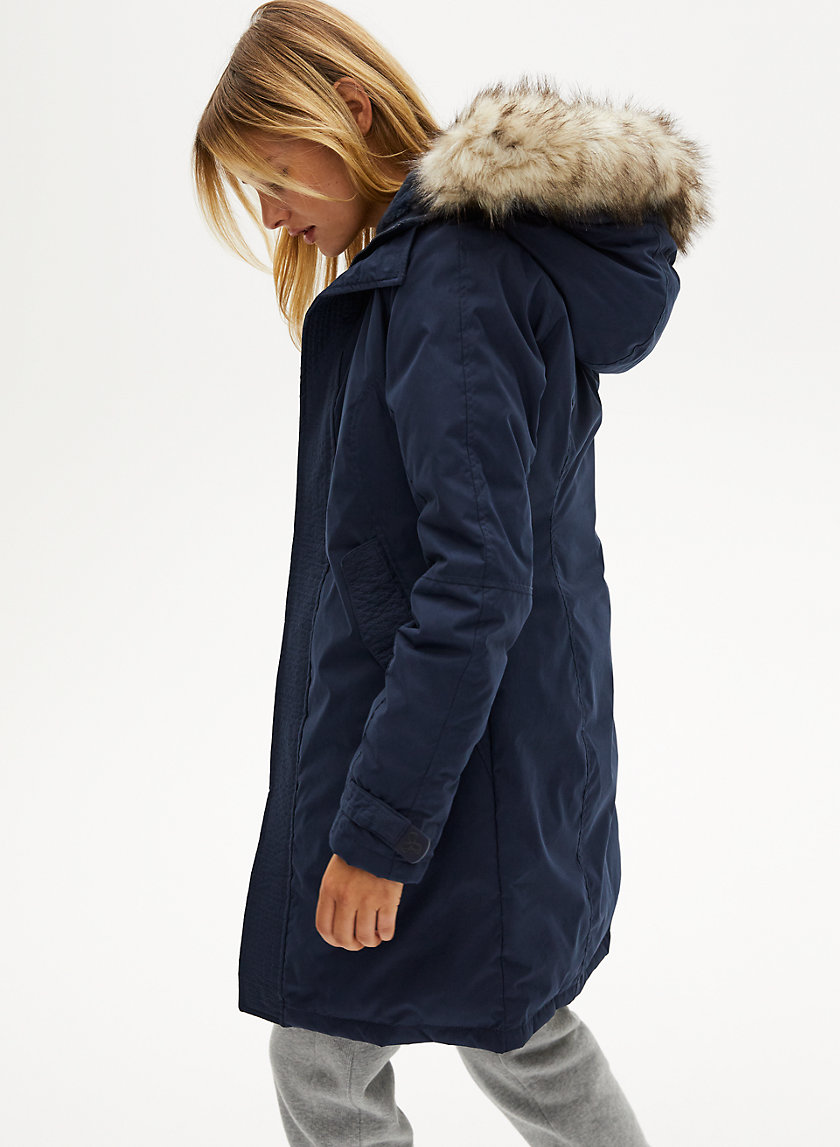 SUMMIT PARKA - Slim-fit, down-filled parka SUMMIT PARKA - Slim-fit, down-filled parka