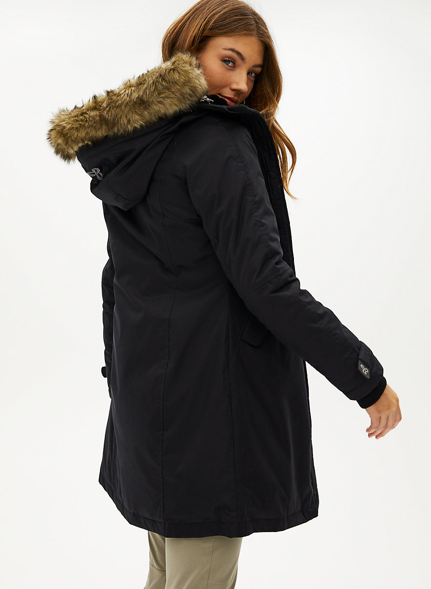 SUMMIT PARKA - Slim-fit, down-filled parka SUMMIT PARKA - Slim-fit, down-filled parka