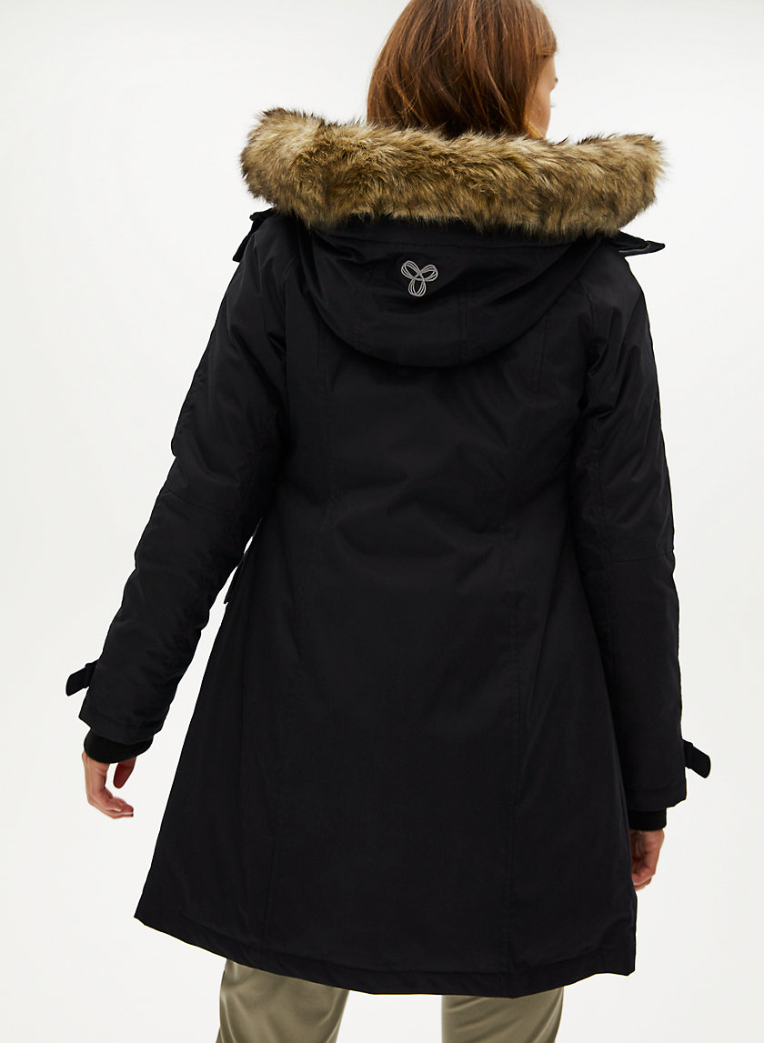 SUMMIT PARKA - Slim-fit, down-filled parka SUMMIT PARKA - Slim-fit, down-filled parka