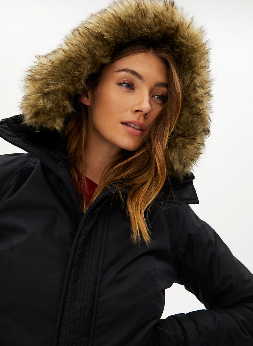 SUMMIT PARKA - Slim-fit, down-filled parka SUMMIT PARKA - Slim-fit, down-filled parka