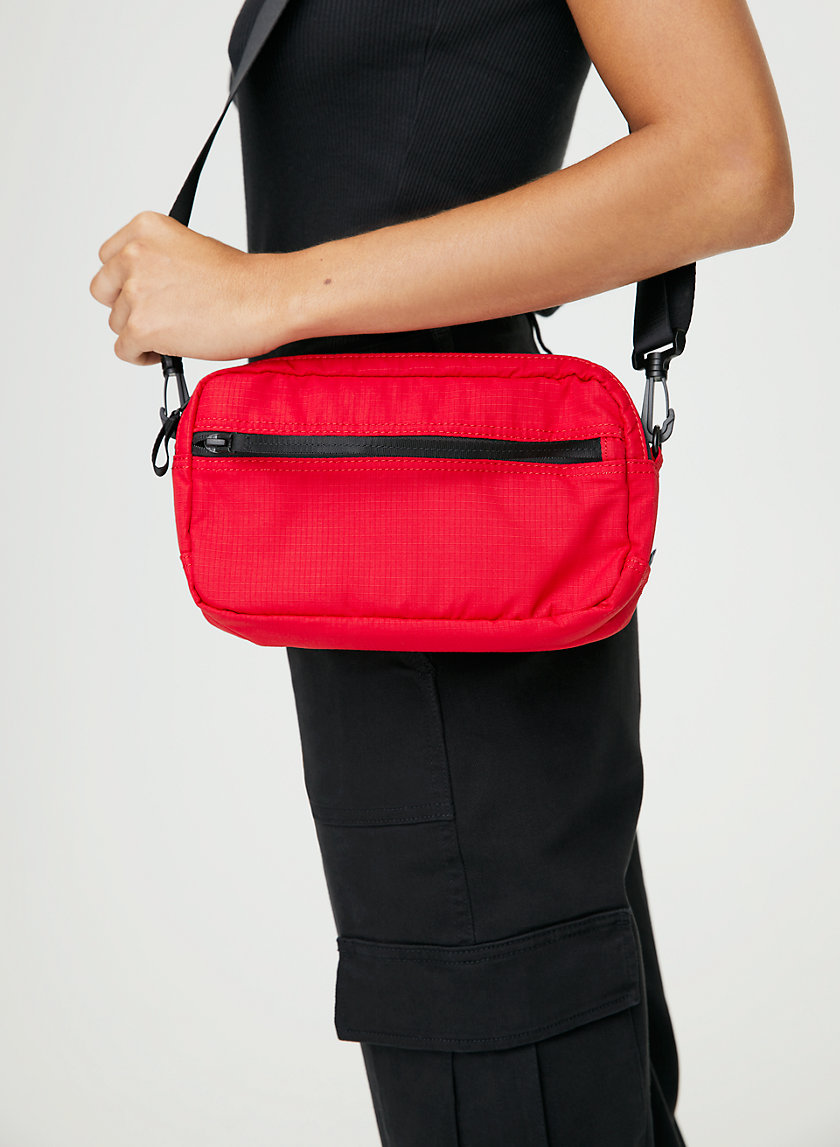 BELLEVILLE CROSSBODY - Front zip cross-body bag BELLEVILLE CROSSBODY - Front zip cross-body bag