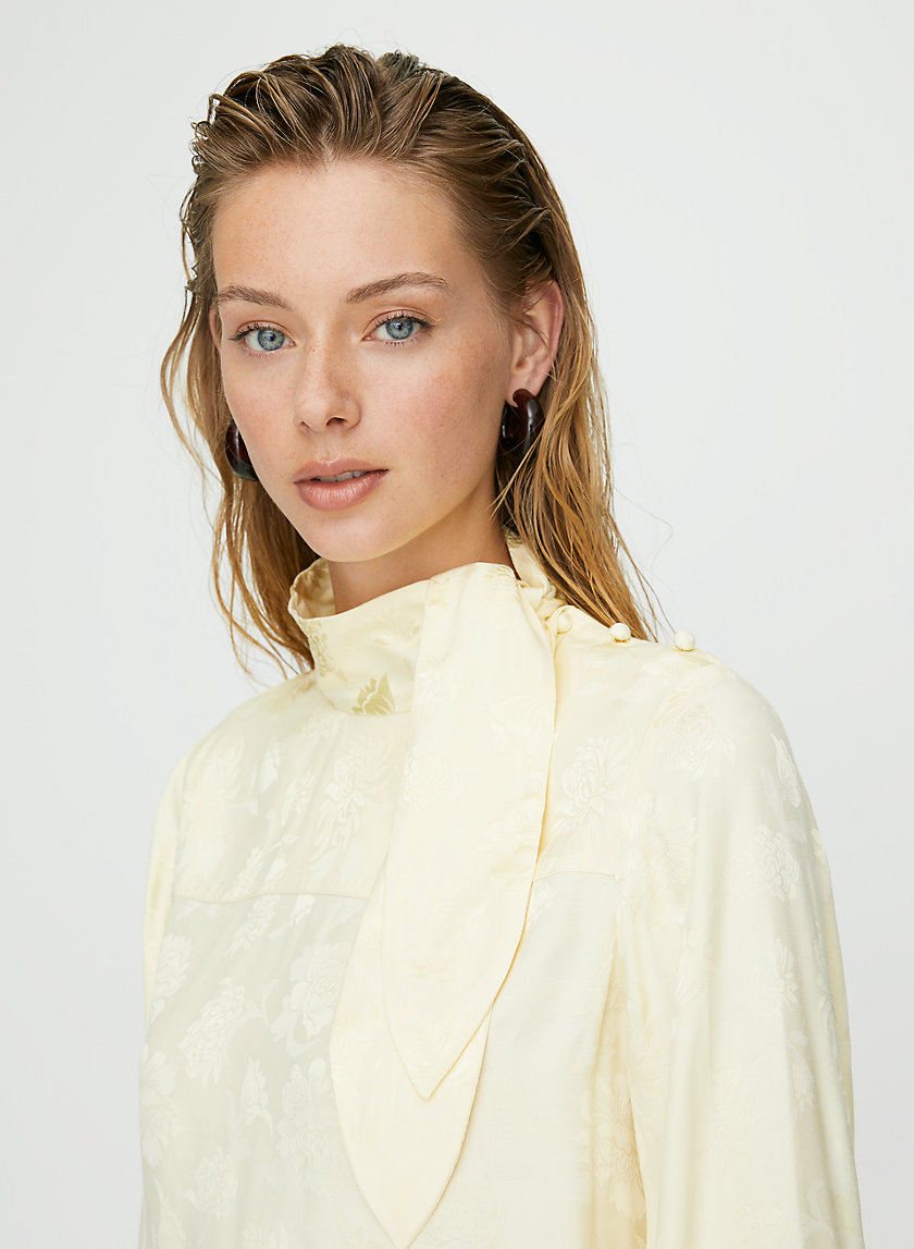 TRAPEZE BLOUSE - Long-sleeve floral tie-neck blouse TRAPEZE BLOUSE - Long-sleeve floral tie-neck blouse