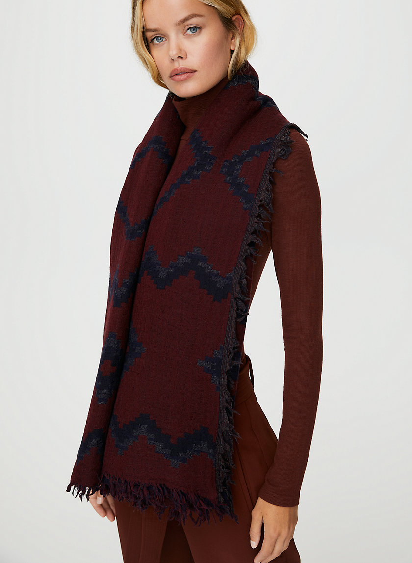 DIAMOND MOSAIC BLANKET SCARF - Patterned, wool blanket scarf DIAMOND MOSAIC BLANKET SCARF - Patterned, wool blanket scarf