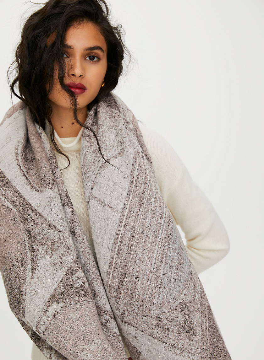 HAUS BLANKET SCARF - Patterned, wool blanket scarf HAUS BLANKET SCARF - Patterned, wool blanket scarf