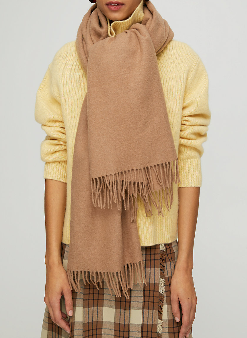 THE CLASSIC WOOL SCARF - Wide rectangle fringe scarf THE CLASSIC WOOL SCARF - Wide rectangle fringe scarf
