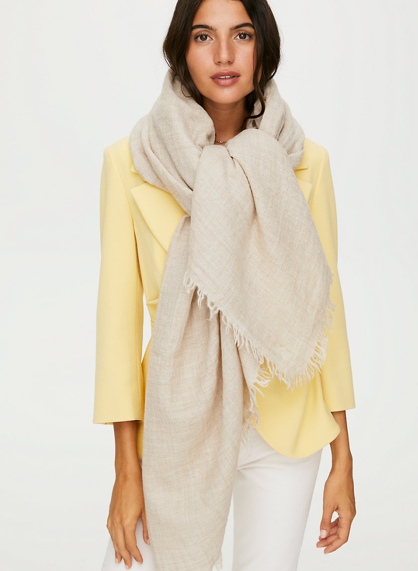 SOLID WOOL BLANKET SCARF - Wool blanket scarf SOLID WOOL BLANKET SCARF - Wool blanket scarf