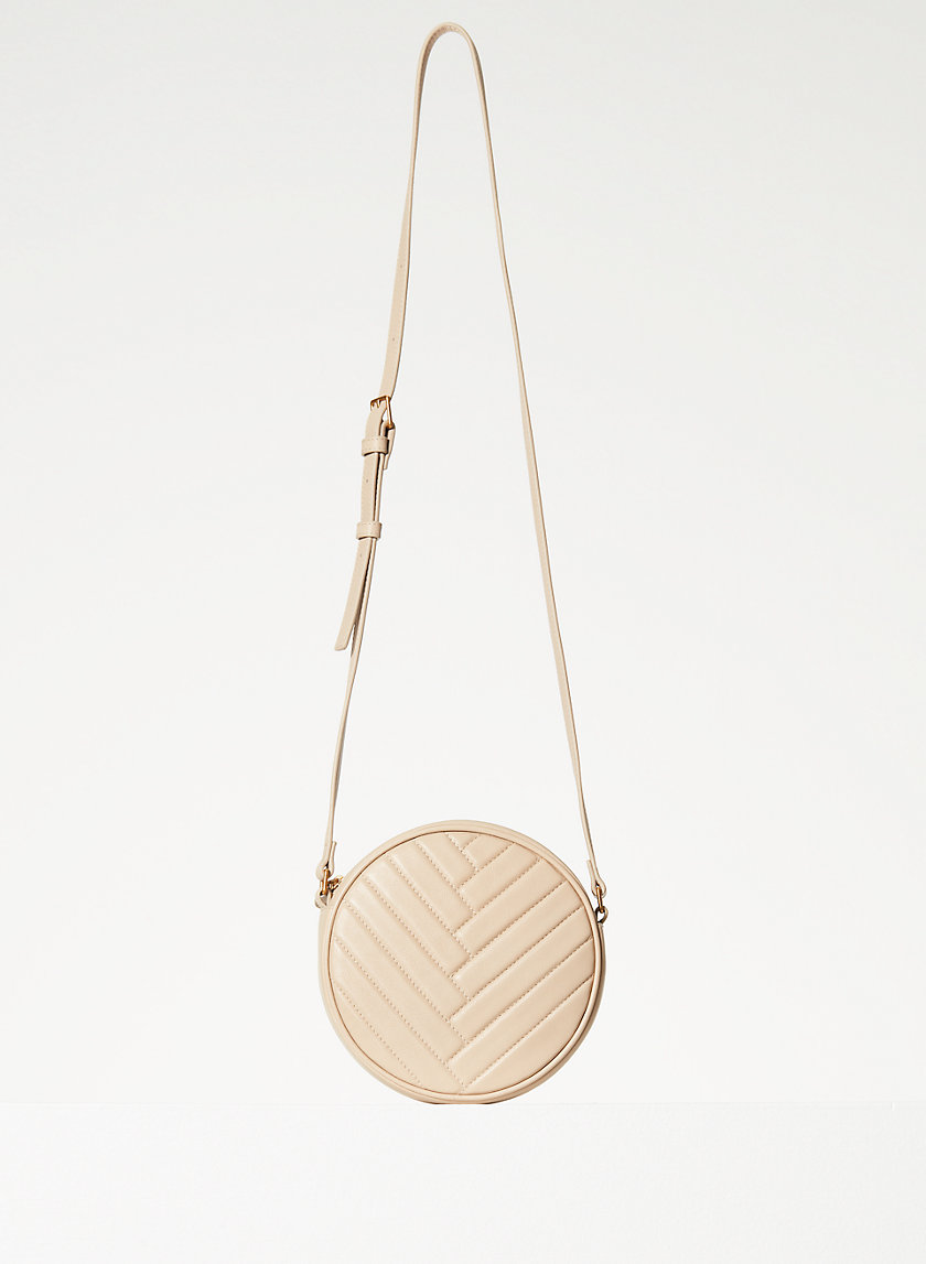 louis vuitton canteen purse