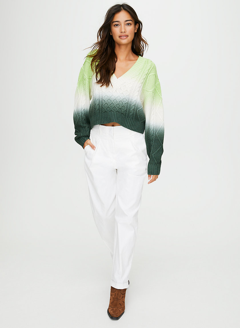 MYSTIC WOOL SWEATER - V-neck, cropped cable-knit sweater MYSTIC WOOL SWEATER - V-neck, cropped cable-knit sweater