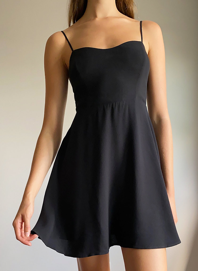 aritzia flirt dress