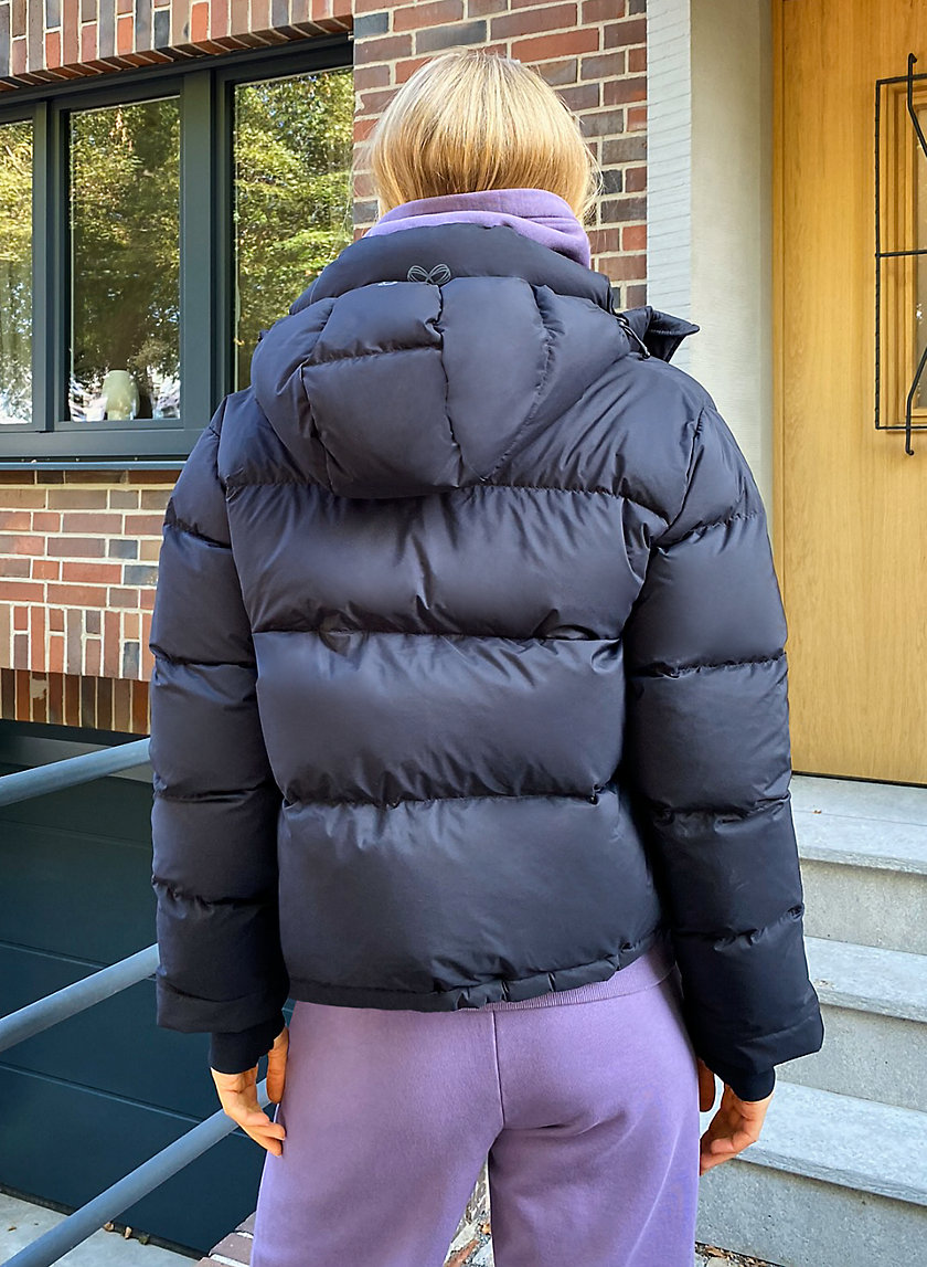 aritzia the super puffer