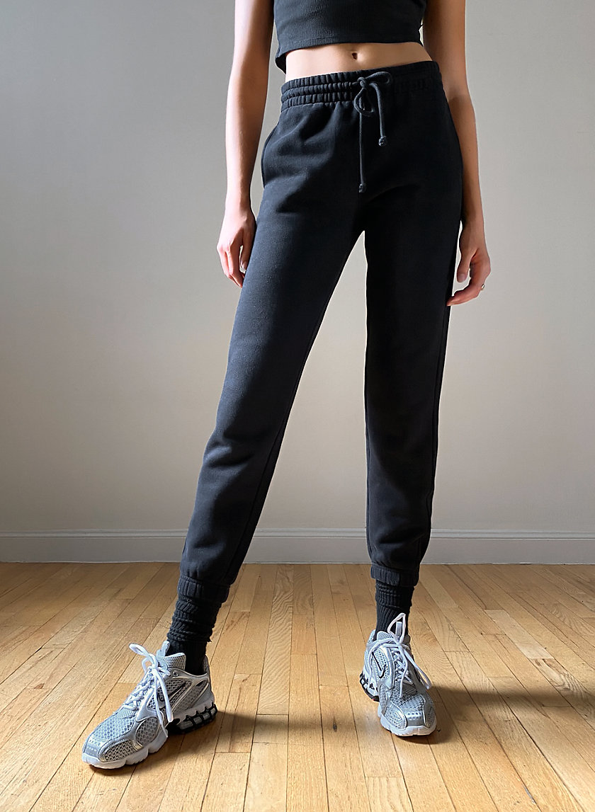 aritzia tna cozyaf boyfriend sweatpants