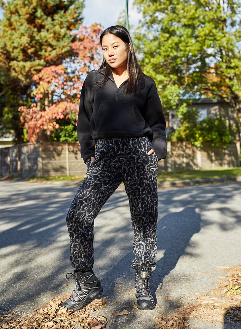 Tna POLAR JOGGER | Aritzia US