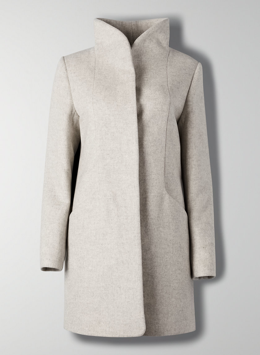 The new Cocoon Coat - has anyone purchased it in the heather dovetail taupe  colour? : r/Aritzia