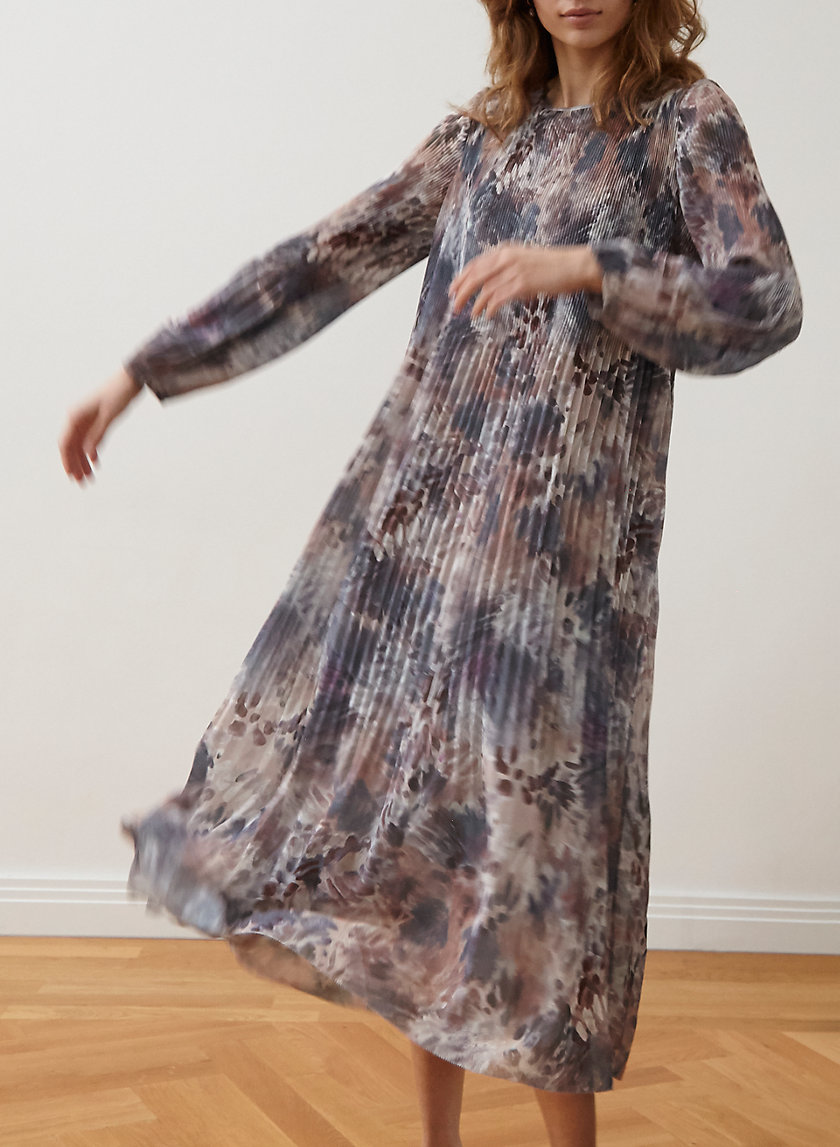 Wilfred DAYDREAMER DRESS | Aritzia INTL