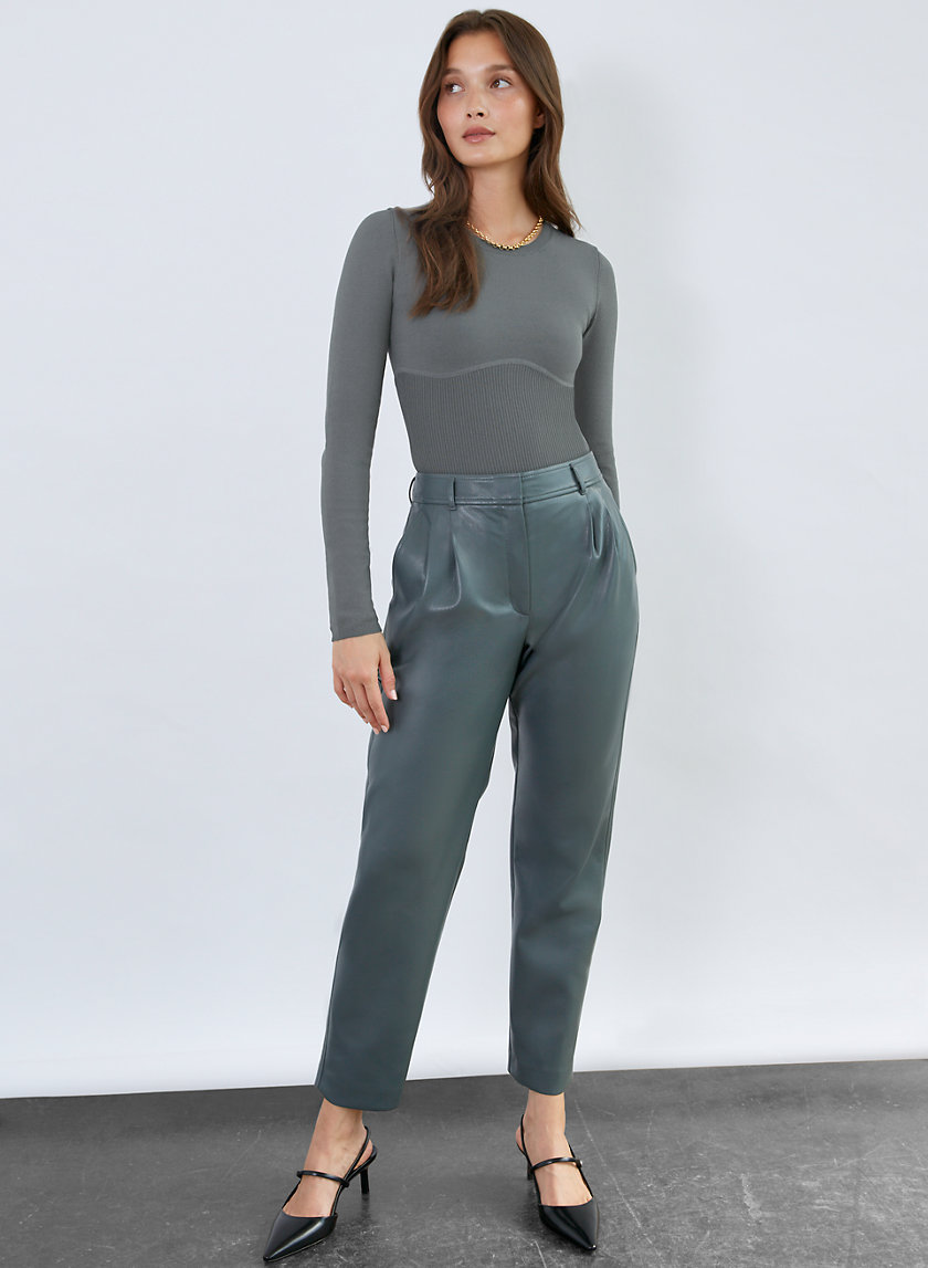 Babaton REFINERY SCULPT KNIT SWEATER | Aritzia INTL