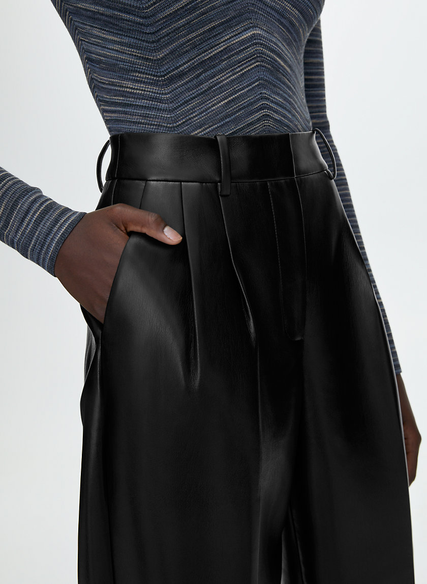 Louis Vuitton Textured Silk Carrot Pants BLACK. Size 34