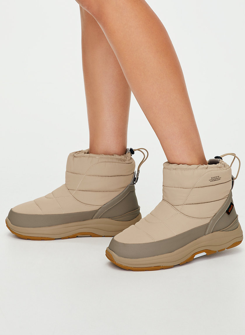 crocs sandals outfit