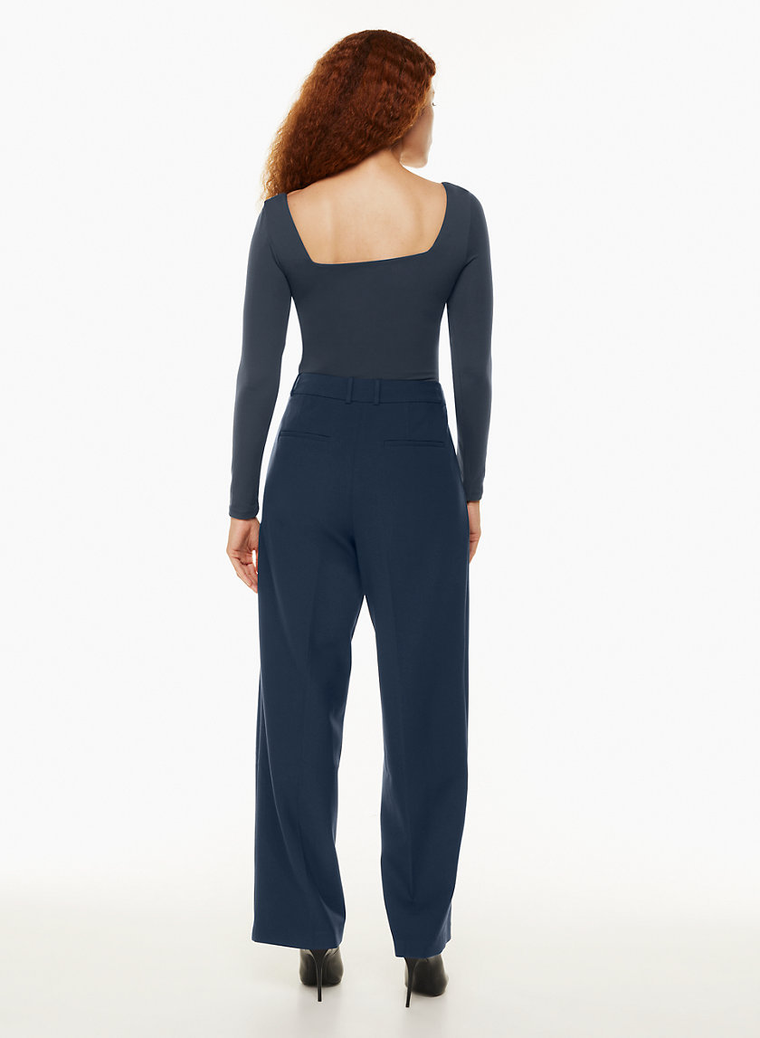 Aritzia Babaton Contour Squareneck Longsleeve Bodysuit Brown Size XS - $25  (56% Off Retail) - From Alyssa