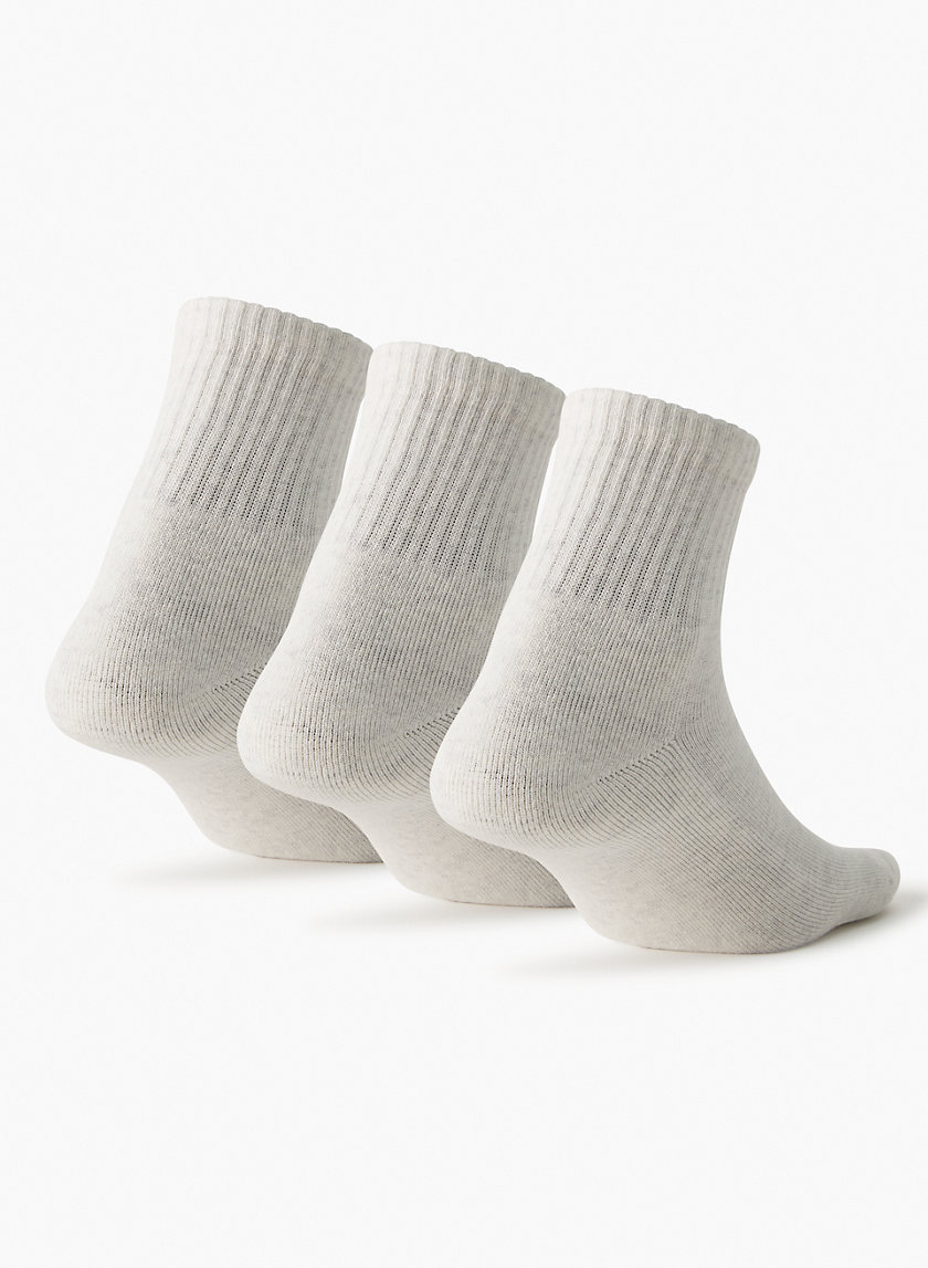 Tna BASE ANKLE SOCK 3-PACK | Aritzia INTL