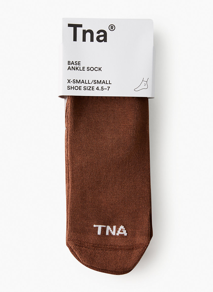 Tna BASE ANKLE SOCK 3PACK Aritzia INTL