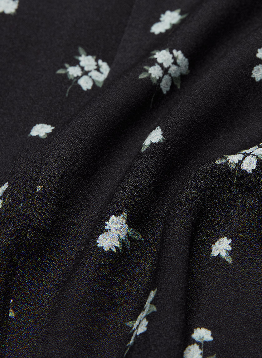 Fable Floral (black) JUMBO Fabric