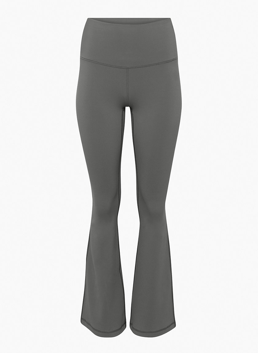 Aritzia Gray Flared Smooth Leggings, Women's Fashion, Bottoms, Other  Bottoms on Carousell
