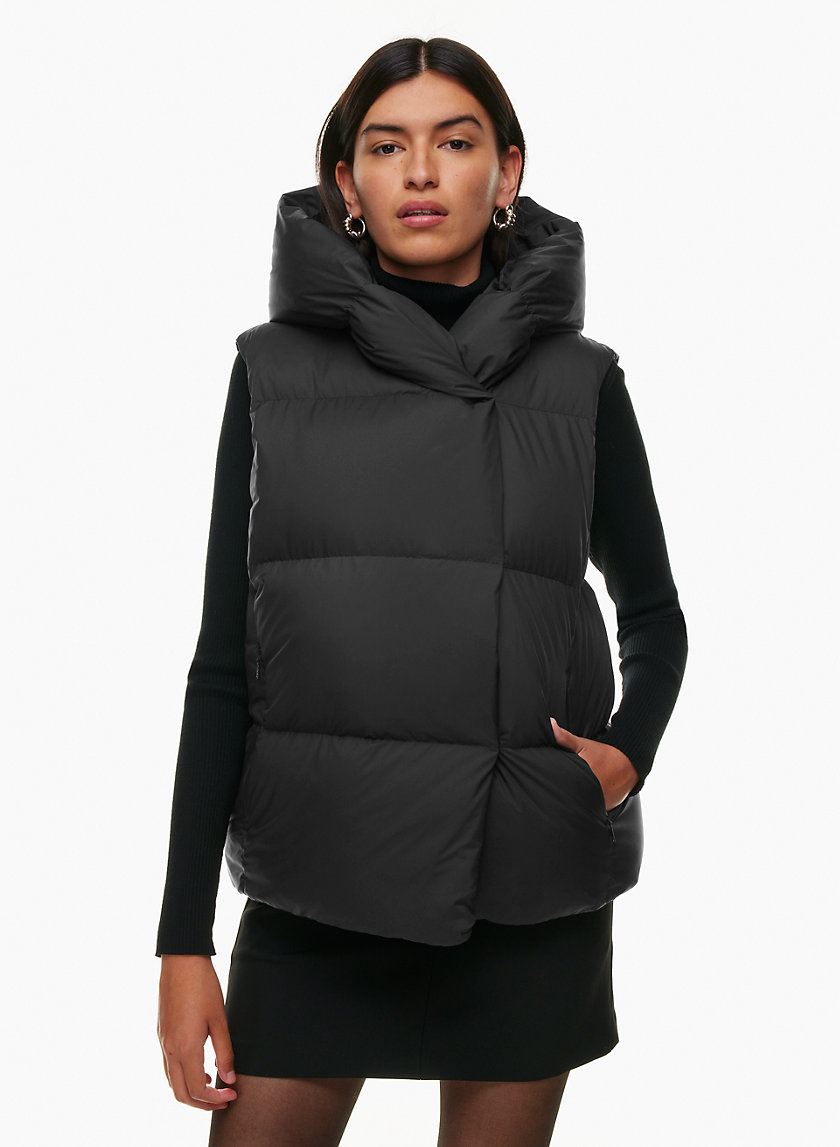 Babaton THE DUVET PUFFER VEST | Aritzia INTL