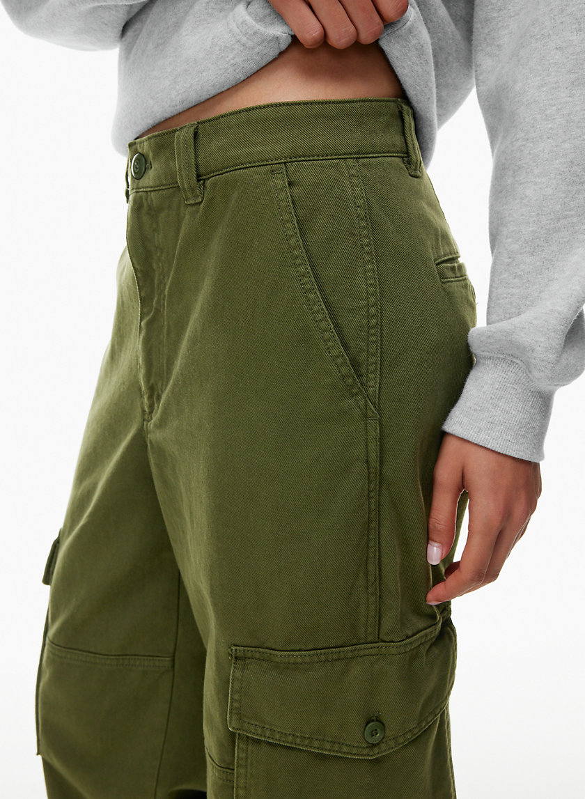 NWOT Aritzia TNA cargo pants with adjustable - Depop