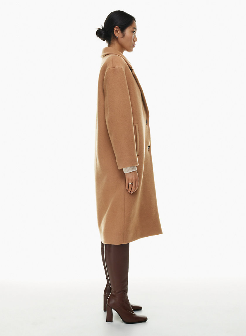 torn between two taupes. does anyone have any of the two colors? : r/Aritzia