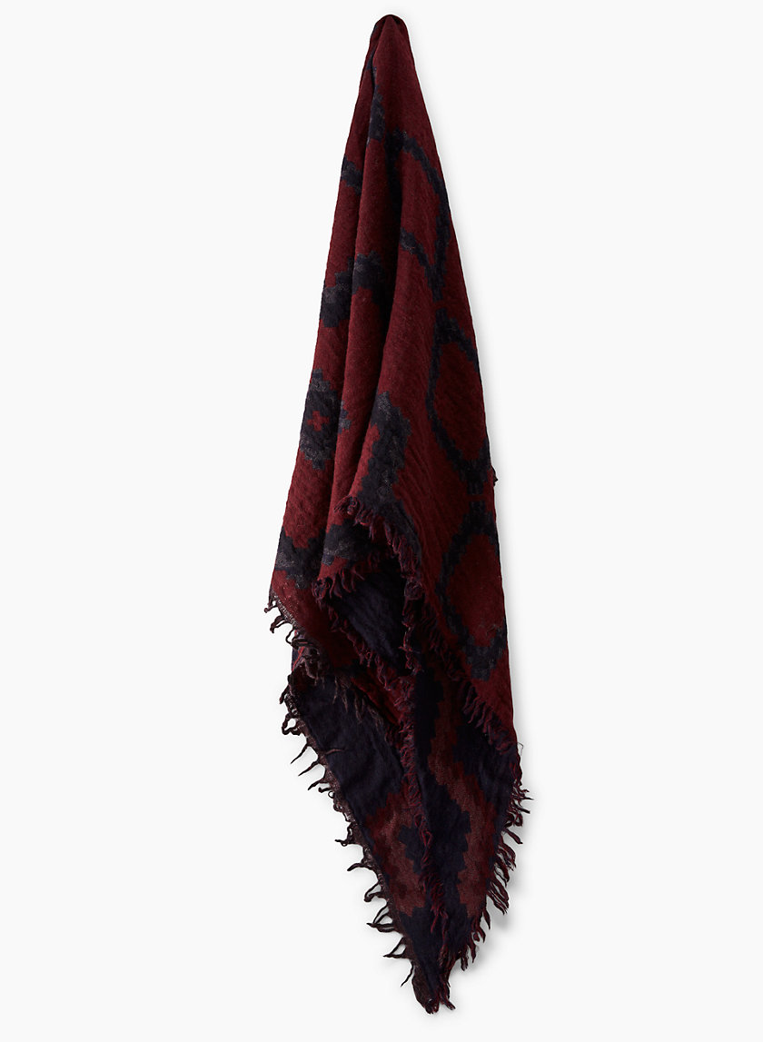 Donna Scarves Official  Look at the elegant and modern look of