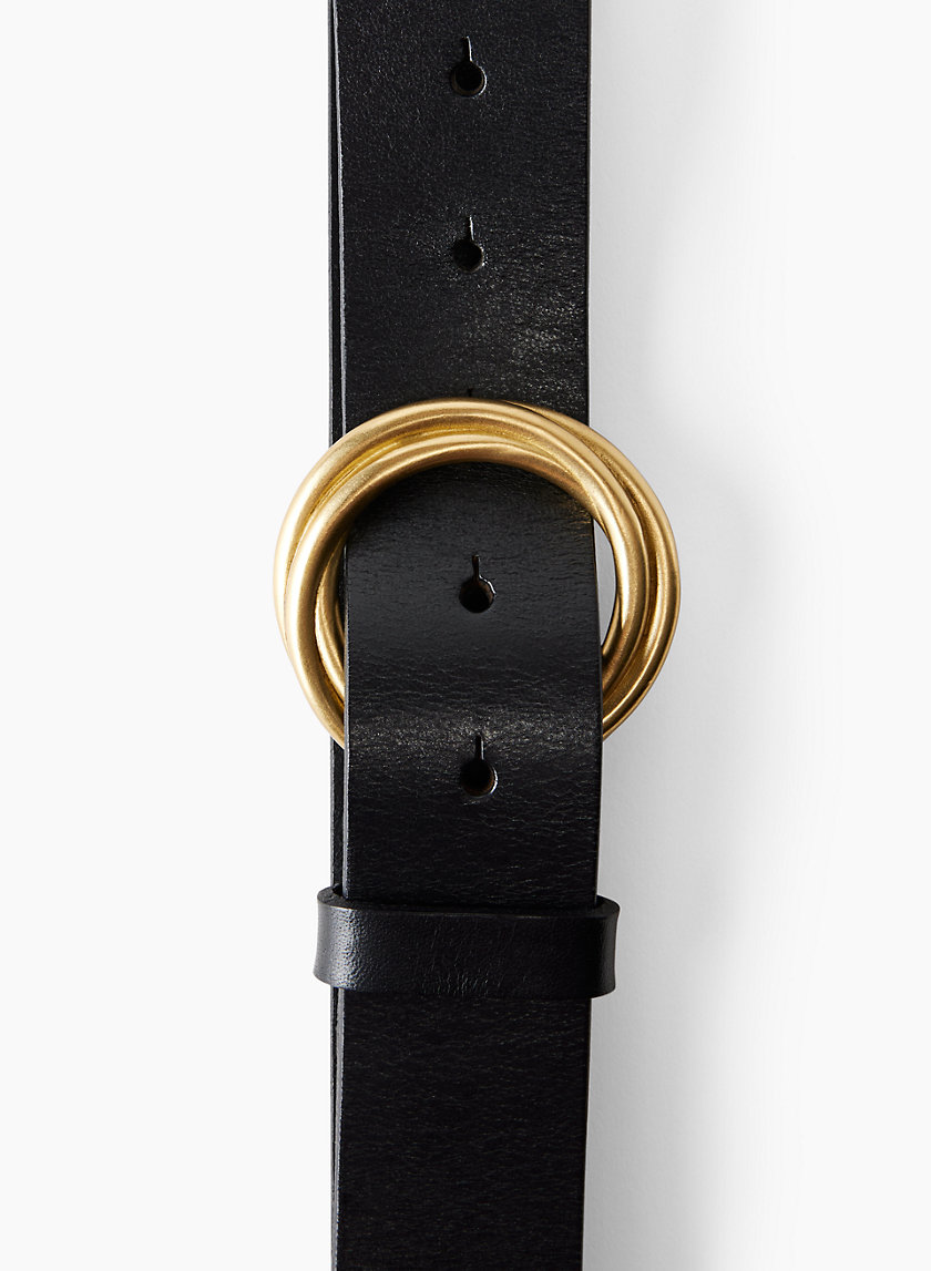 Levi's Women's Circular Center Buckle Leather Belt