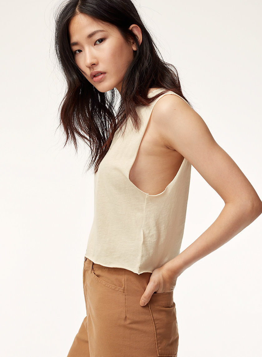 MUSCLE TANK MUSCLE TANK
