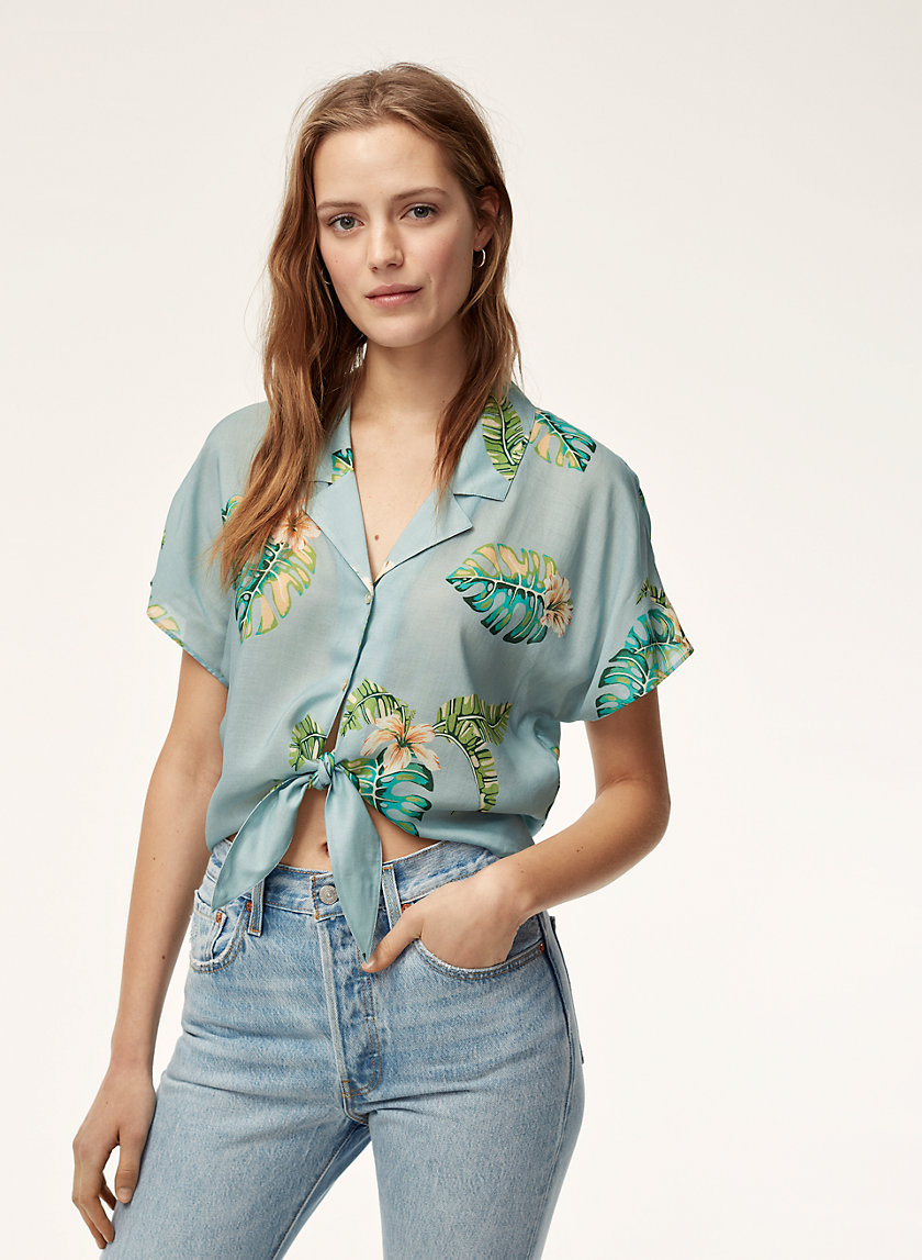 Wilfred Free THE TIE-FRONT BLOUSE | Aritzia Wilfred Free THE TIE-FRONT BLOUSE | Aritzia