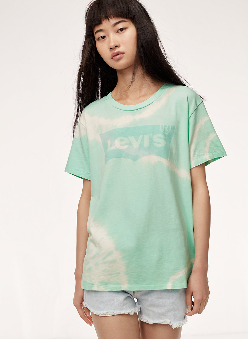 Levi's GRAPHIC BF TEE | Aritzia Levi's GRAPHIC BF TEE | Aritzia