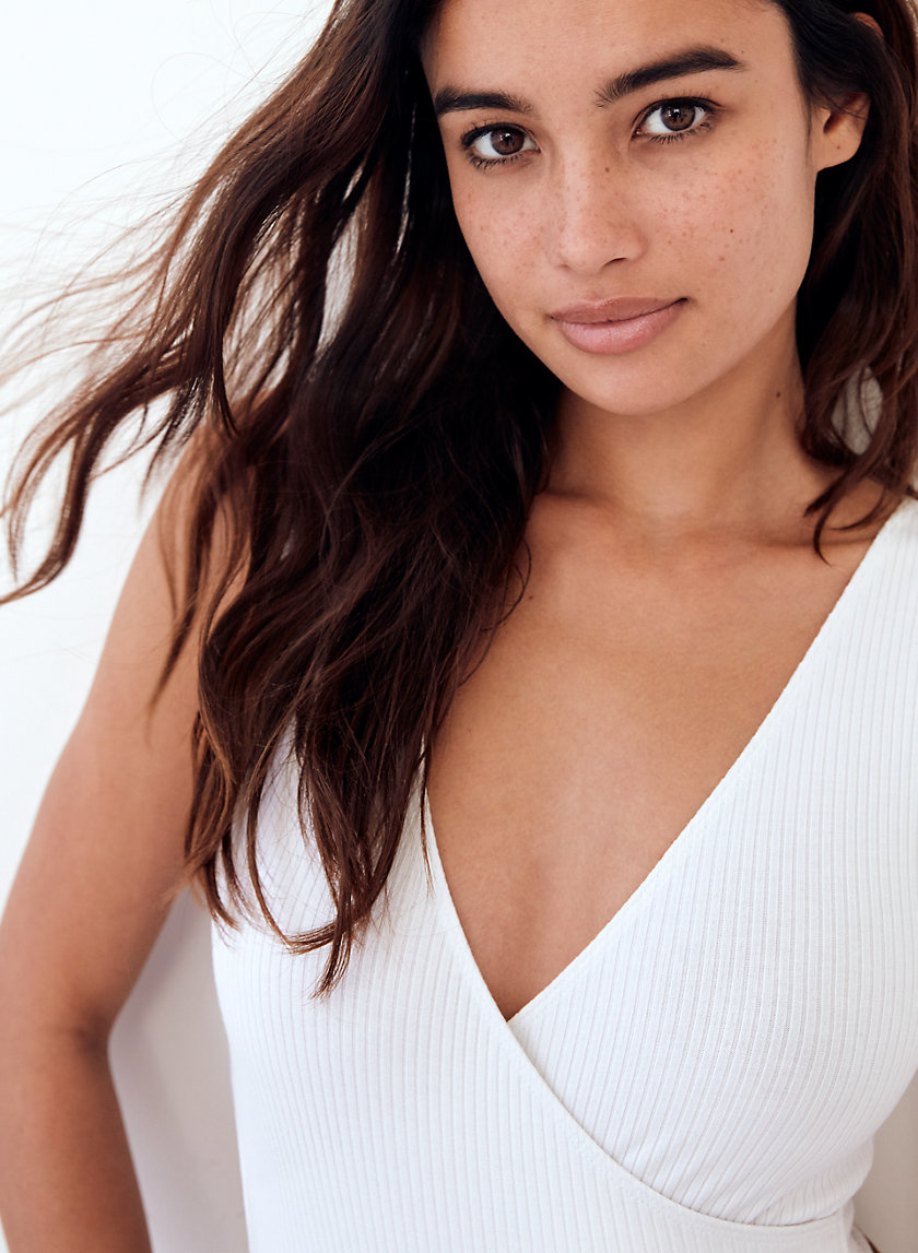 Babaton LIDO BODYSUIT | Aritzia Babaton LIDO BODYSUIT | Aritzia