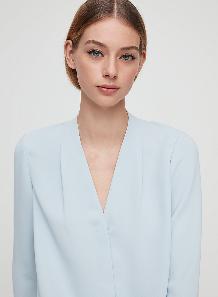 Babaton AKIRA BLOUSE | Aritzia Babaton AKIRA BLOUSE | Aritzia