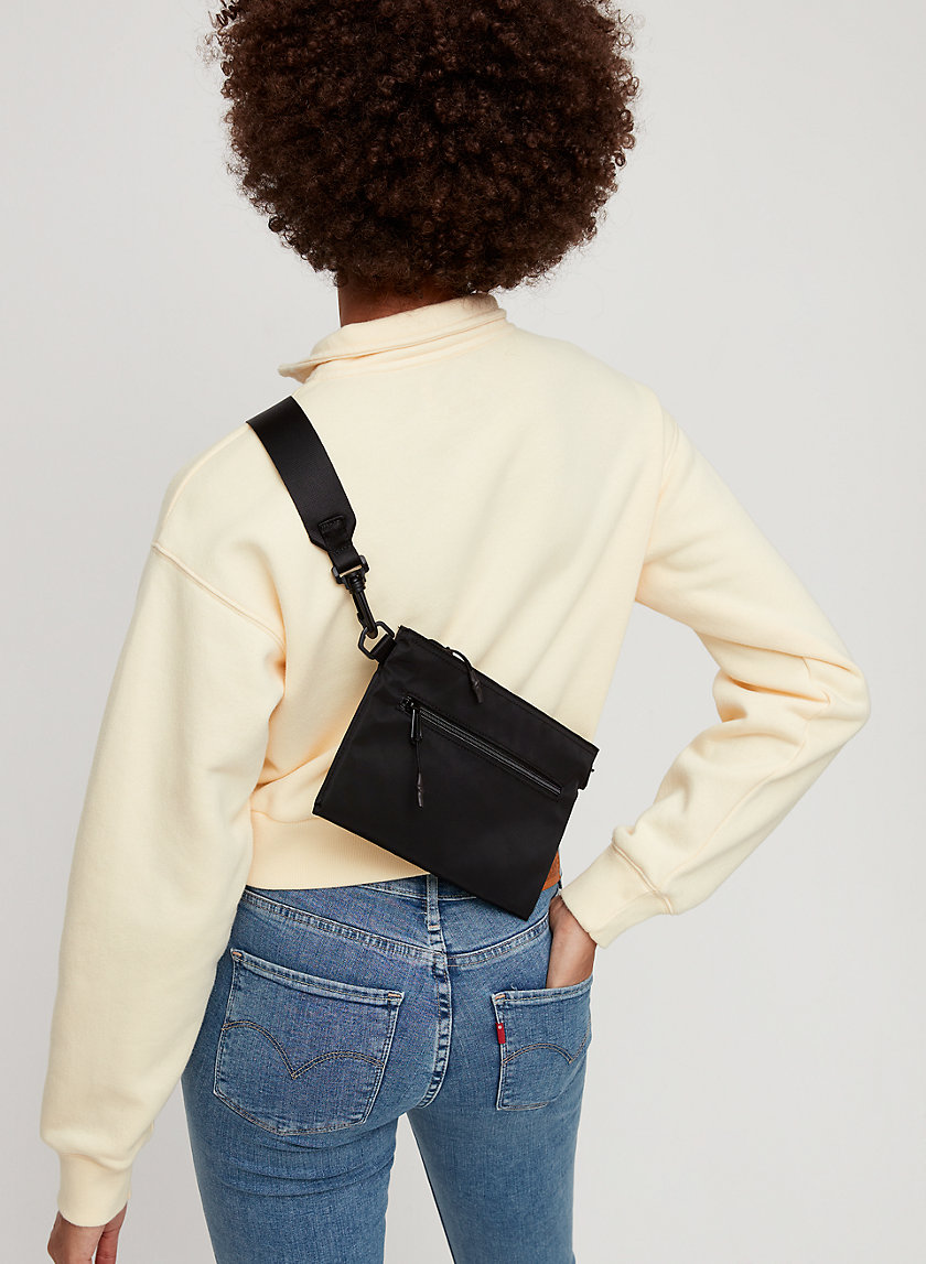 Main Character AMY FLAT CROSSBODY | Aritzia Main Character AMY FLAT CROSSBODY | Aritzia