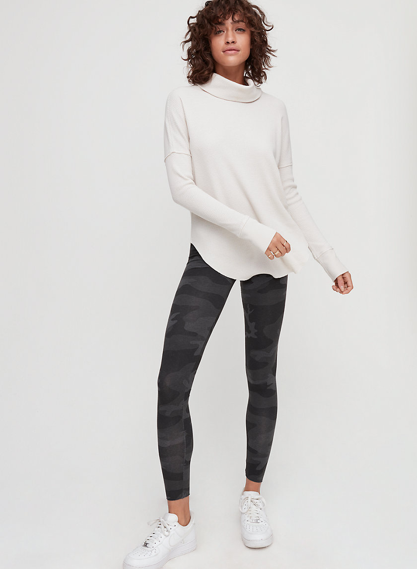 Tna EQUATOR LEGGING | Aritzia Tna EQUATOR LEGGING | Aritzia
