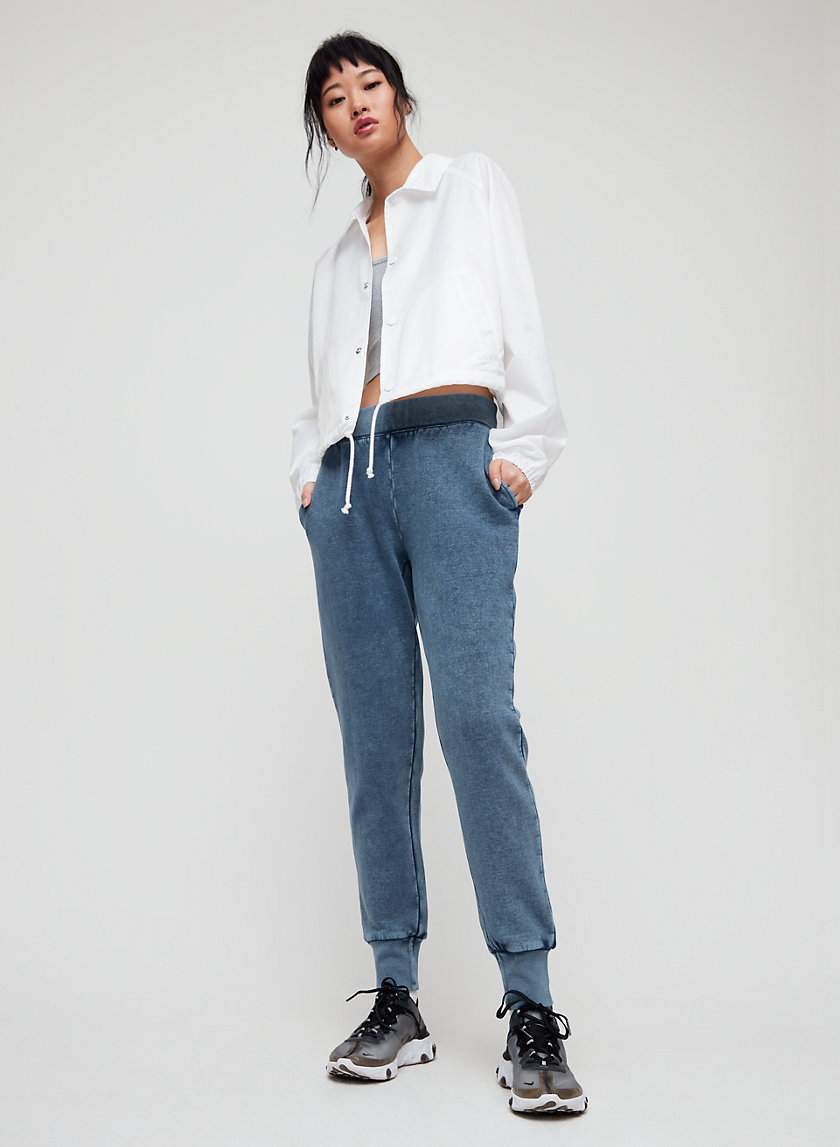 Tna THE PERFECT JOGGER | Aritzia Tna THE PERFECT JOGGER | Aritzia