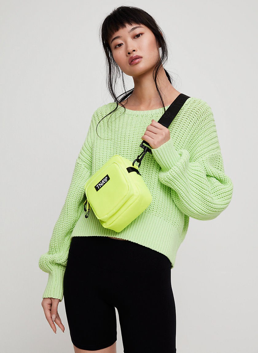 Tna ZOET CAMERA BAG | Aritzia Tna ZOET CAMERA BAG | Aritzia
