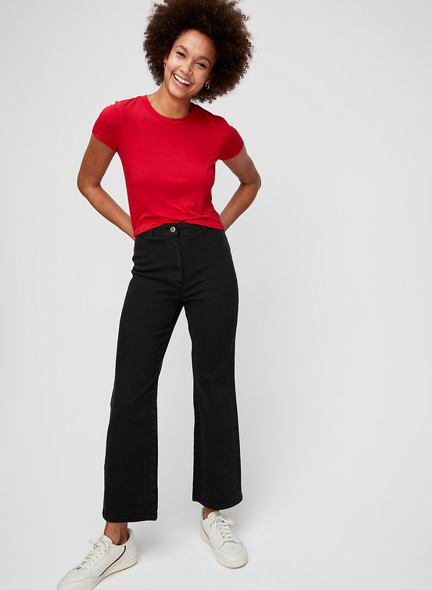 AMANDA T-SHIRT - Cropped, crewneck t-shirt AMANDA T-SHIRT - Cropped, crewneck t-shirt