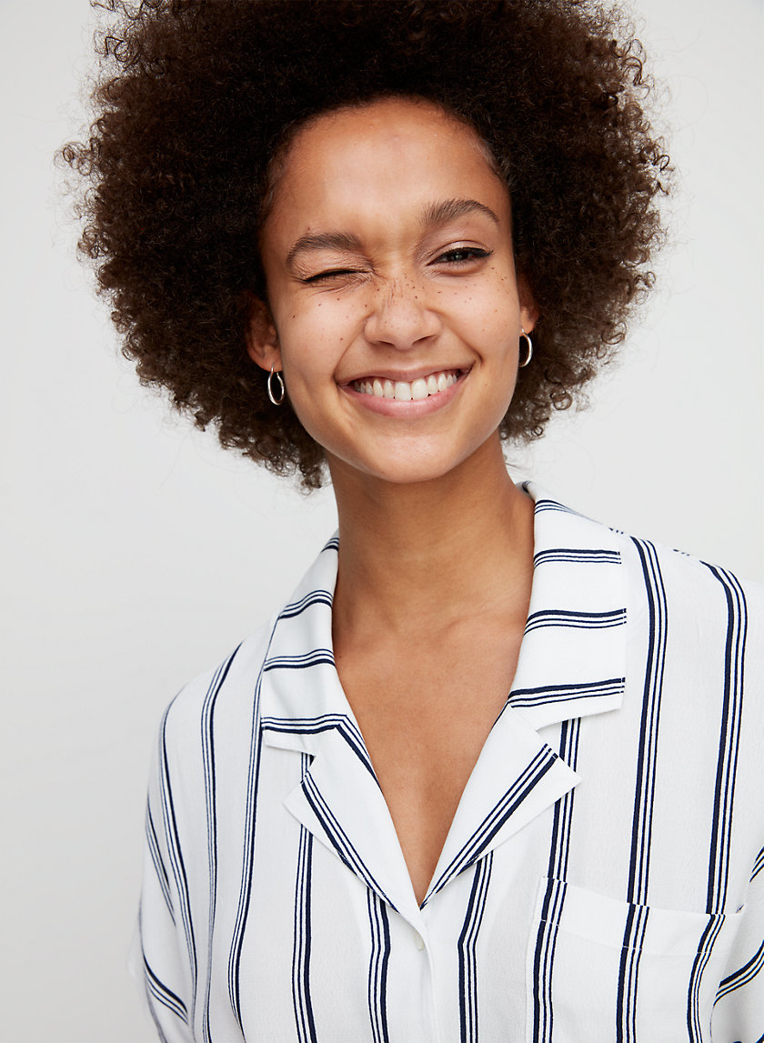 SHAWNA BLOUSE - Cropped, short-sleeve blouse SHAWNA BLOUSE - Cropped, short-sleeve blouse