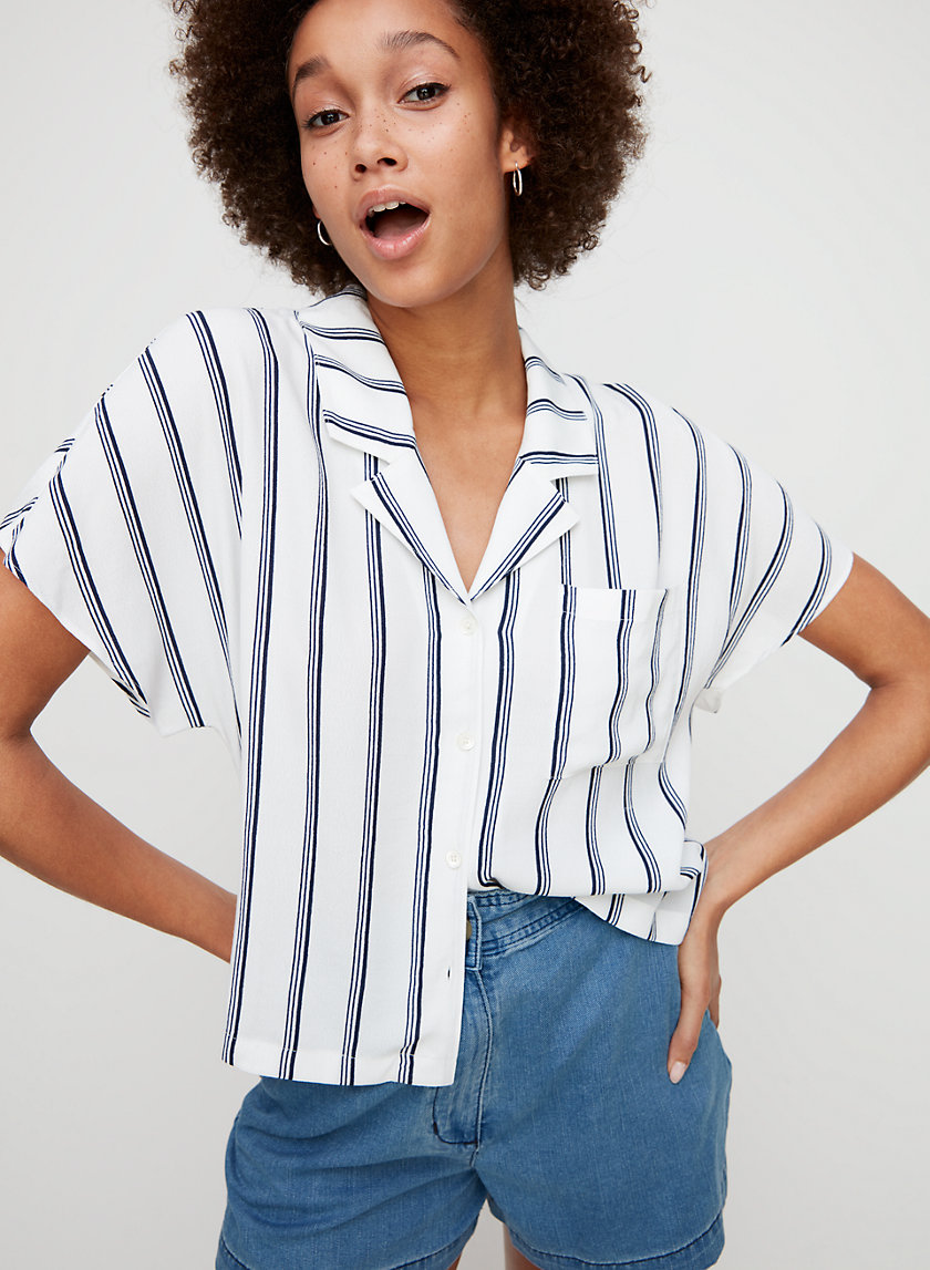 SHAWNA BLOUSE - Cropped, short-sleeve blouse SHAWNA BLOUSE - Cropped, short-sleeve blouse