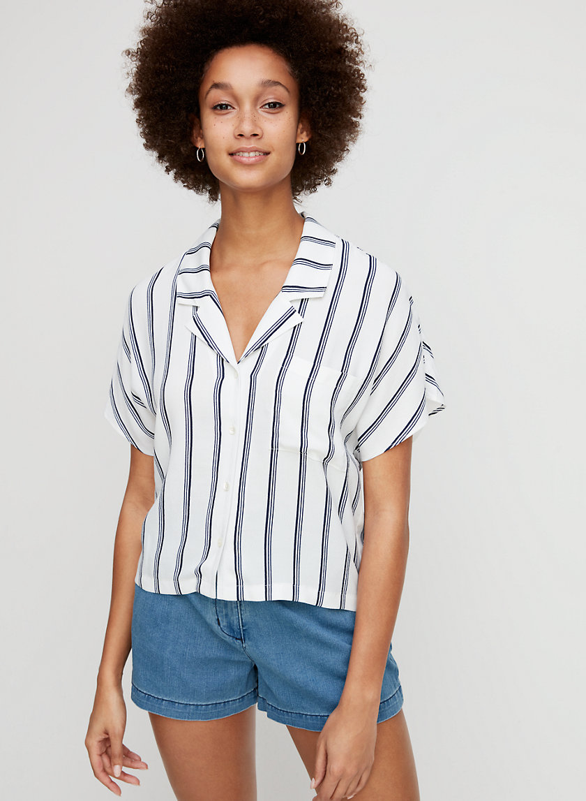 SHAWNA BLOUSE - Cropped, short-sleeve blouse SHAWNA BLOUSE - Cropped, short-sleeve blouse