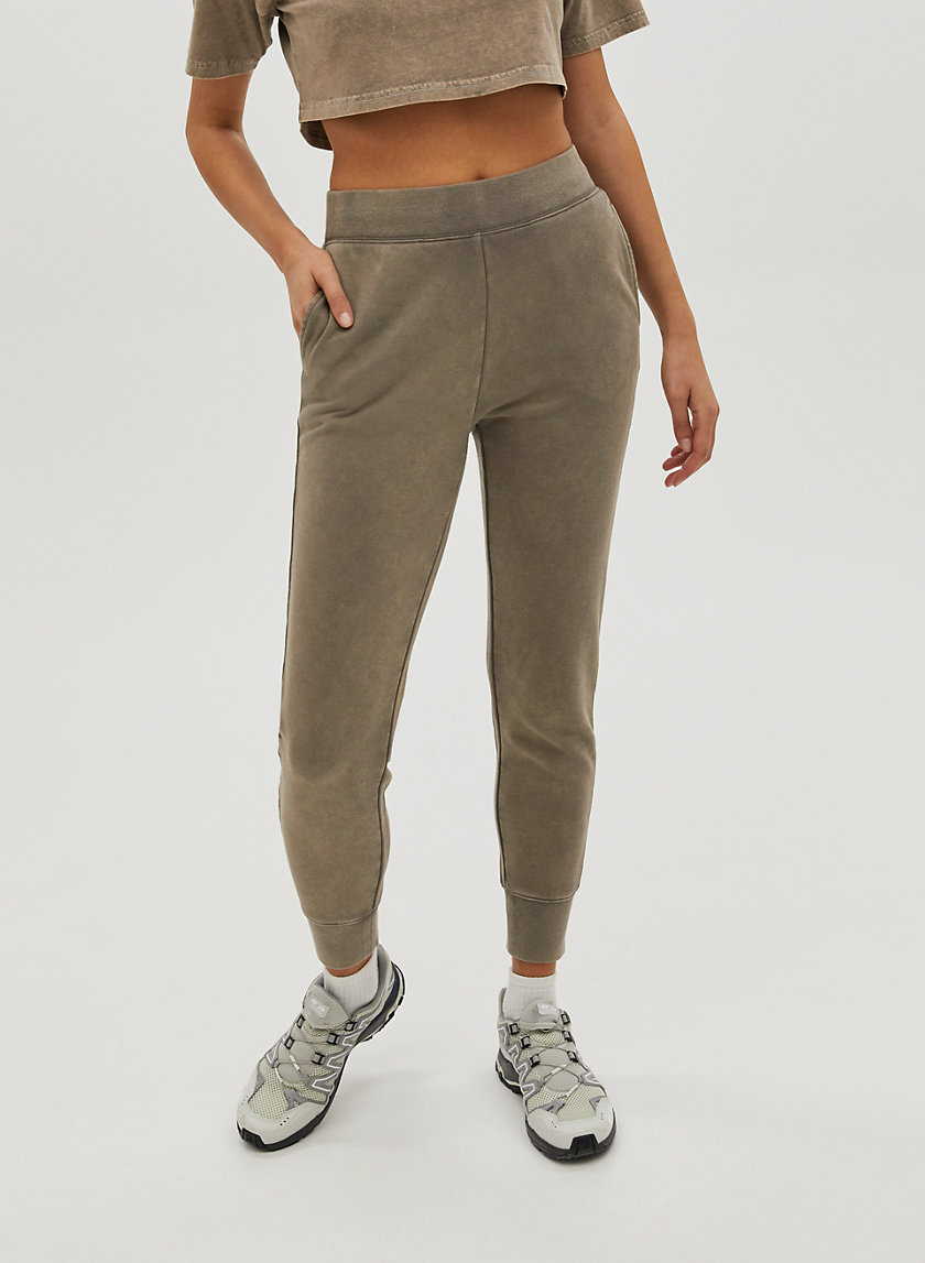 aritzia tna joggers