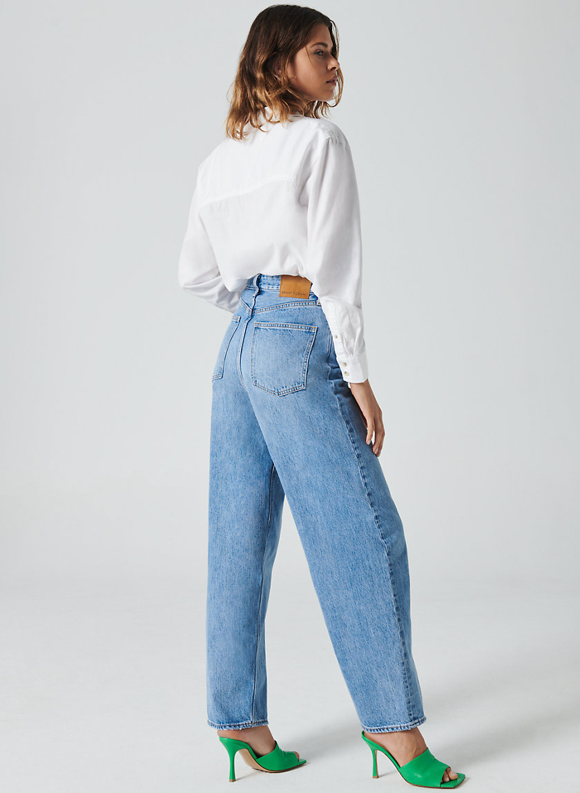 Denim Forum THE MIA HIGH RISE CURVE 31L | Aritzia CA