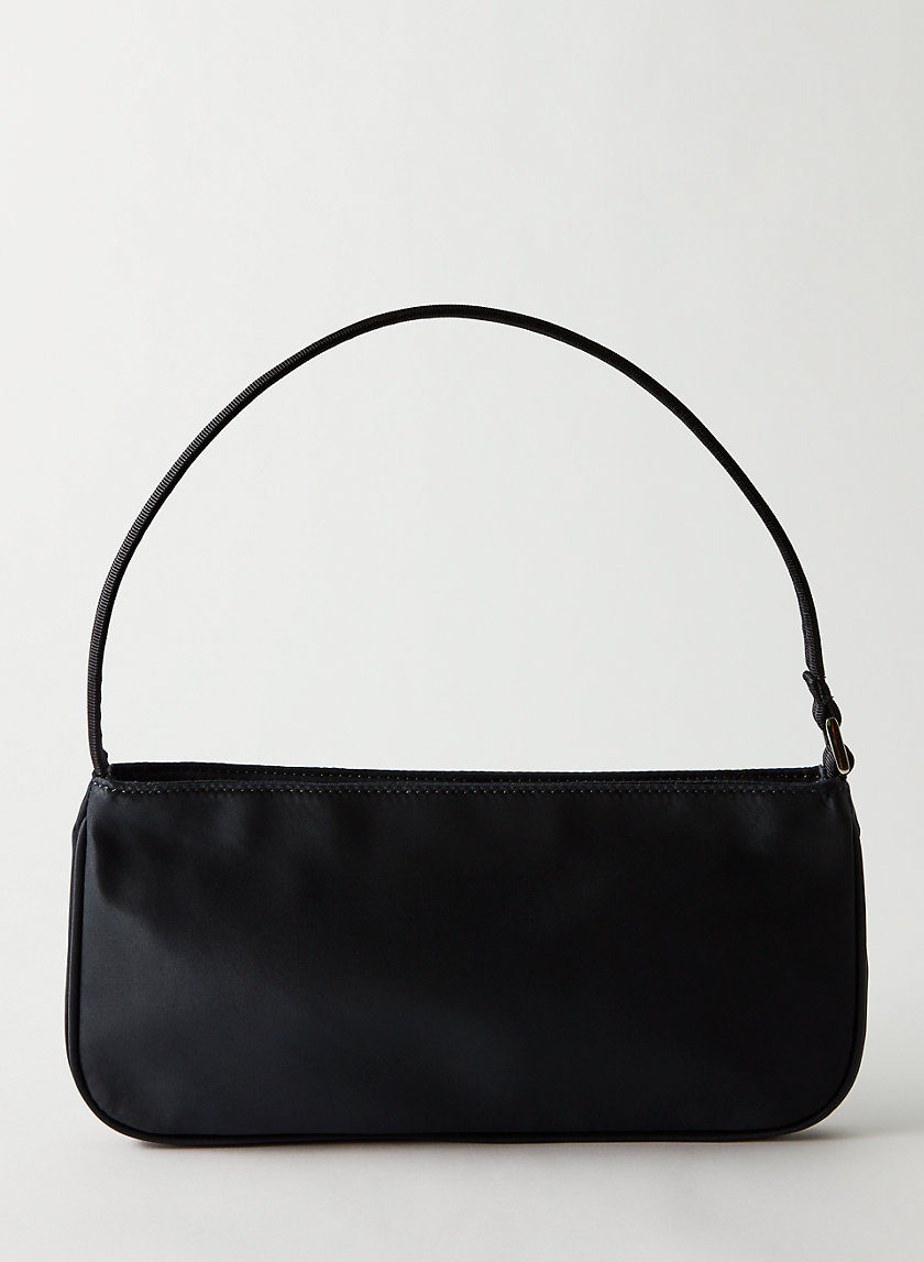 Main Character REGINA BAG Aritzia INTL